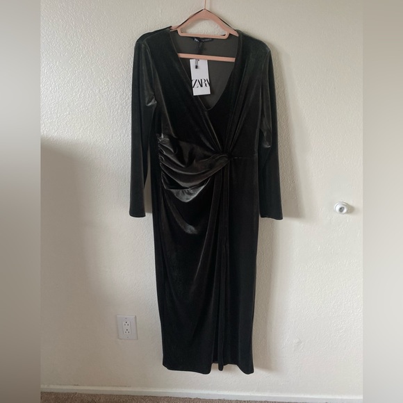 NWT! Zara Knotted Velvet Midi Dress - Size XL (Runs Small!) - Picture 5 of 9